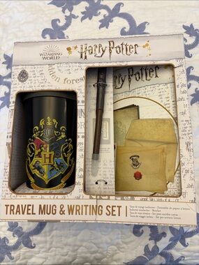 Harry Potter Black Hogwarts Travel Mug & Writing Set